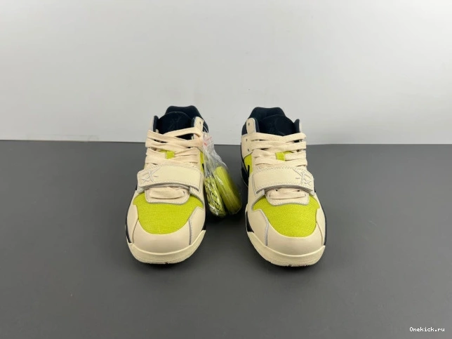 One Kick Jordan FZ8117-102 x Jumpman TR Travis Scott Jack 0729